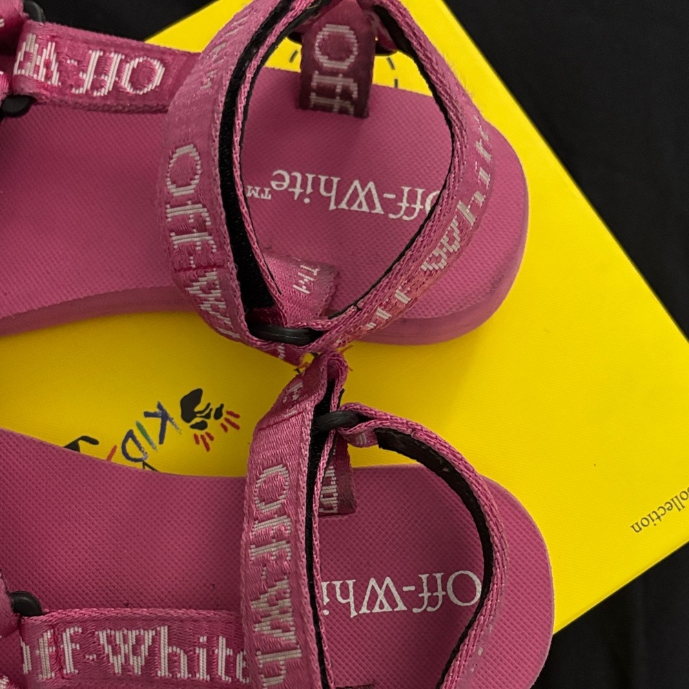 Off-White Fuchsia Women's Sandals - Picture 6 of 6